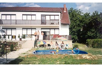Hungary Privát Gyenesdiás, Exterior